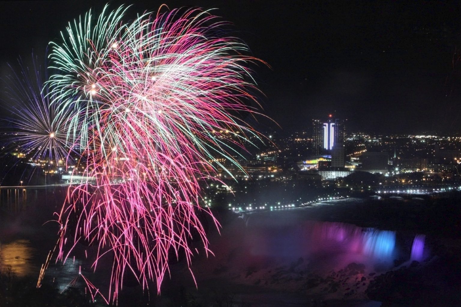 Niagara Falls Winter Festival of Lights Returns In November!